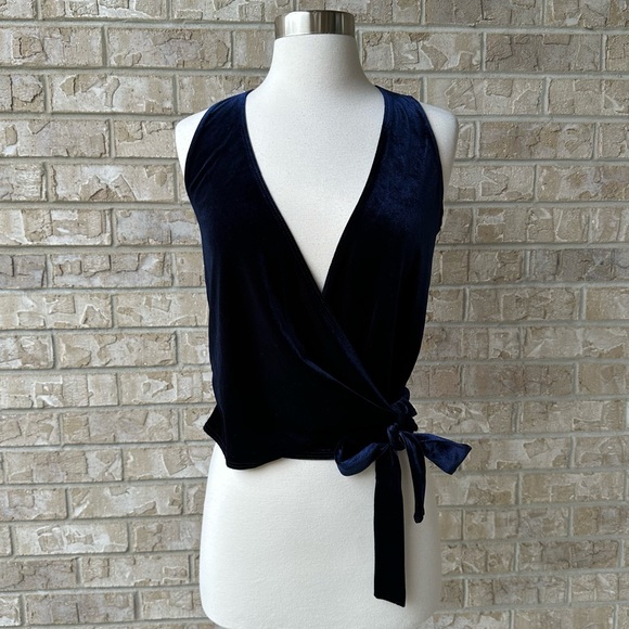 Aqua V Neck Velvet Top Blouse Size S 🌸 - Picture 7 of 7